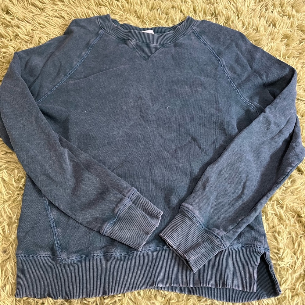 green and navy Crue necks